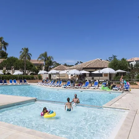 Gorgeous For 4 People With Balcony Сasa de vacaciones *