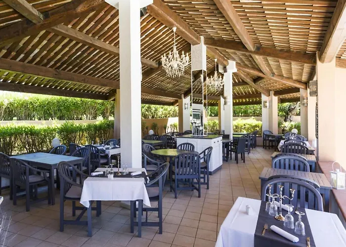 Gorgeous For 4 People With Balcony Сasa de vacaciones Linguizzetta
